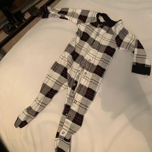 White / black / red plaid snap PJ